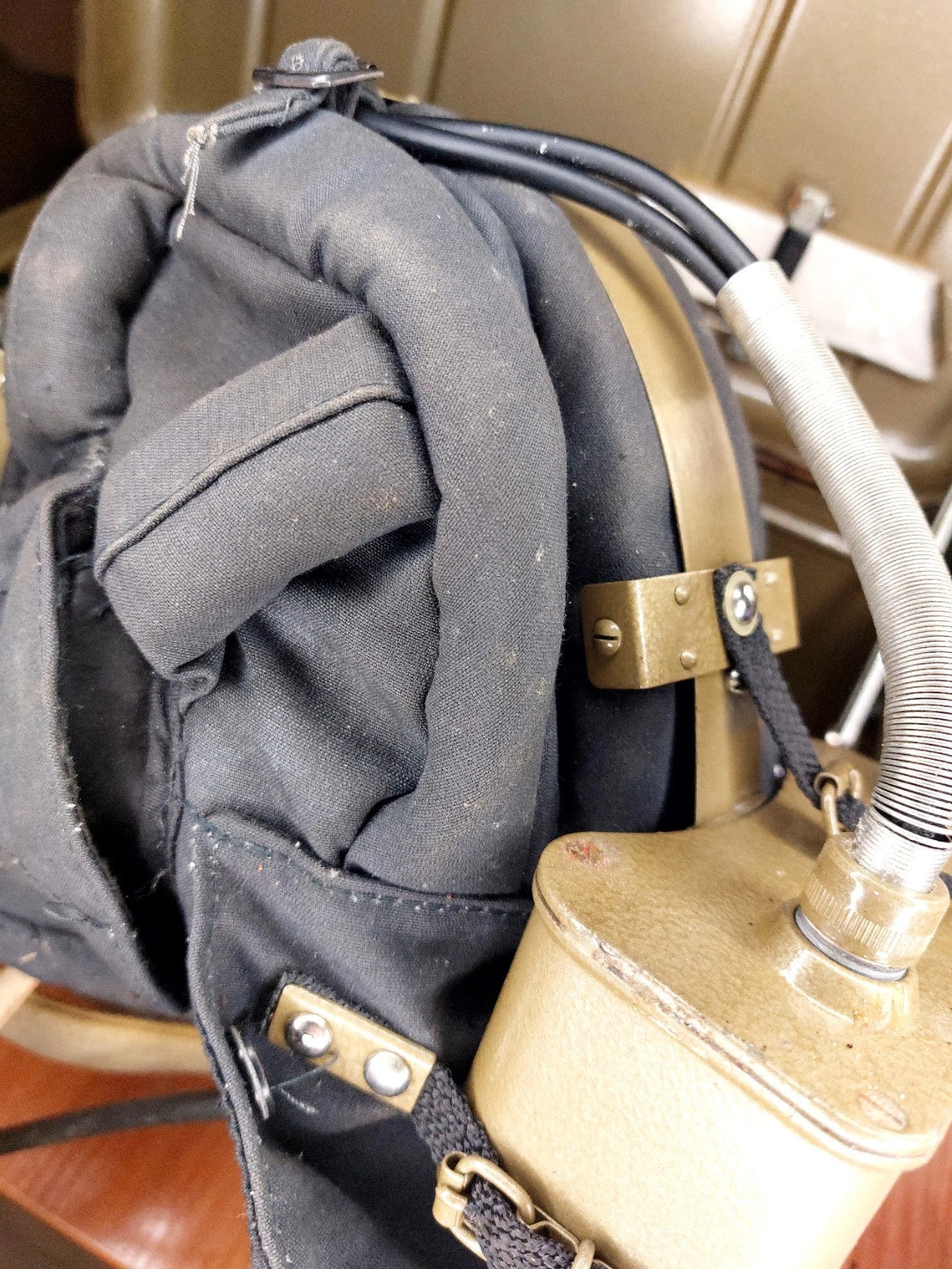 N. Mint USSR Night Vision Device PNV-57E + tank helmet